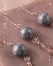 Load image into Gallery viewer, Hás Ceramic Candles